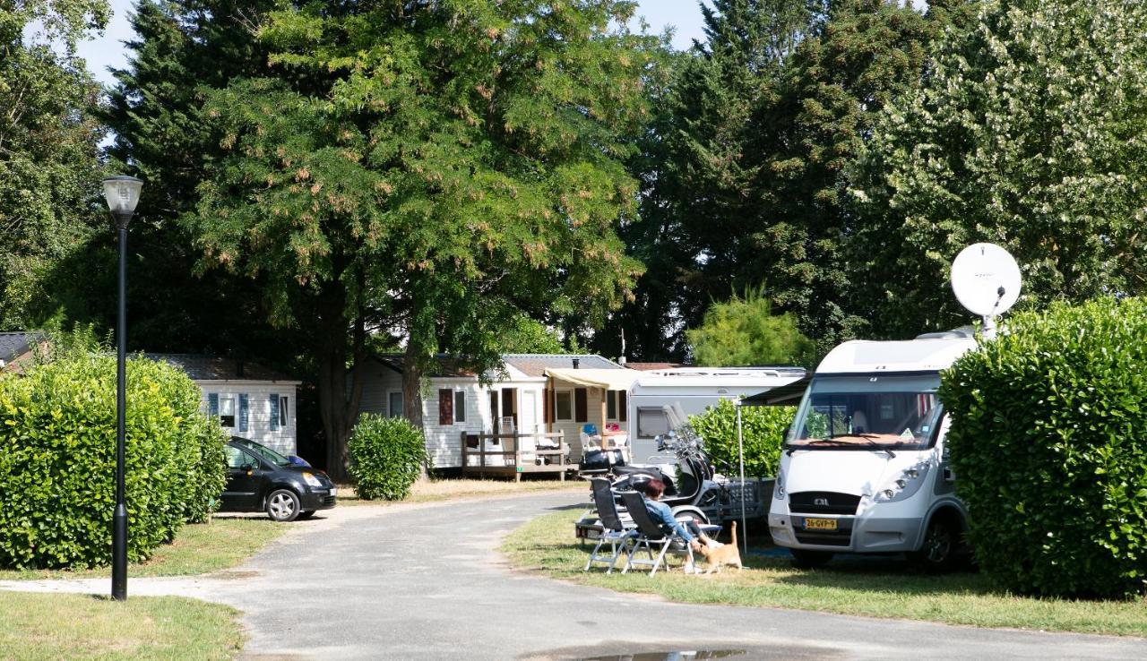 Camping La Belle Etoile Melun Bagian luar foto